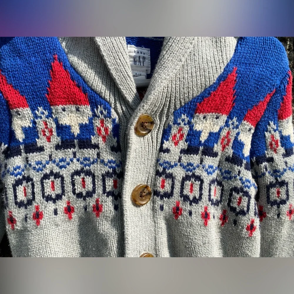 Gap Gnome sweater, 6-12 months - Picture 4 of 5